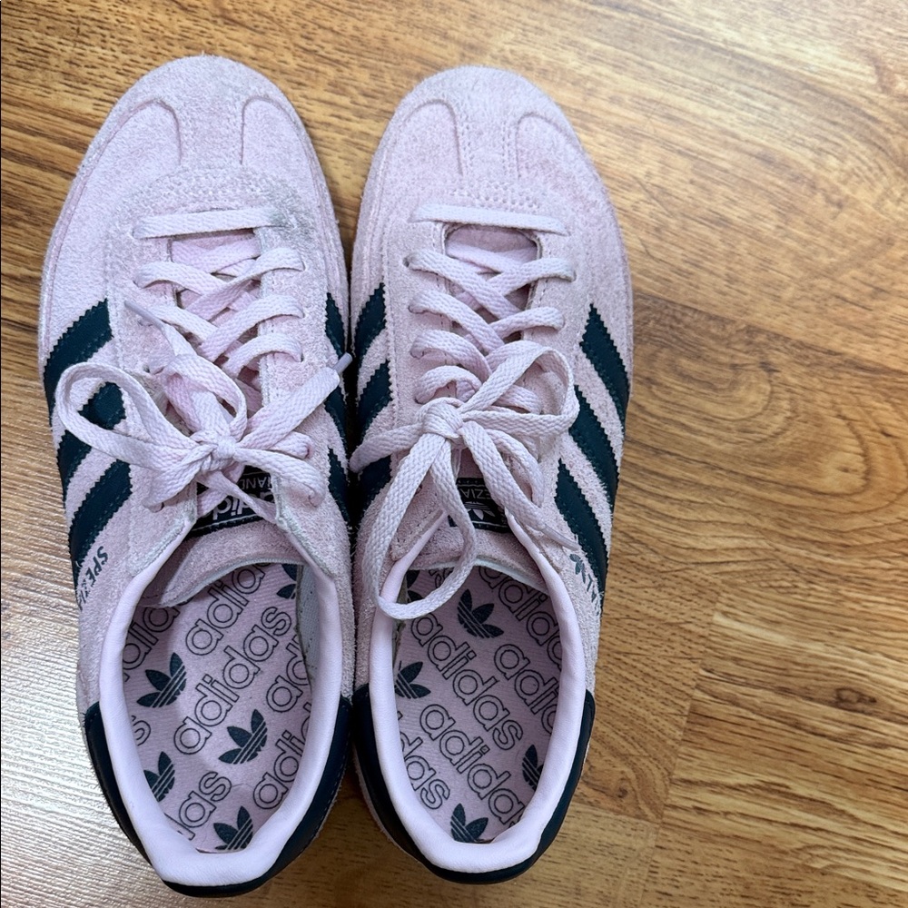 Adidas Spezial Light Pink and Navy blue Sneakers - Picture 2 of 4